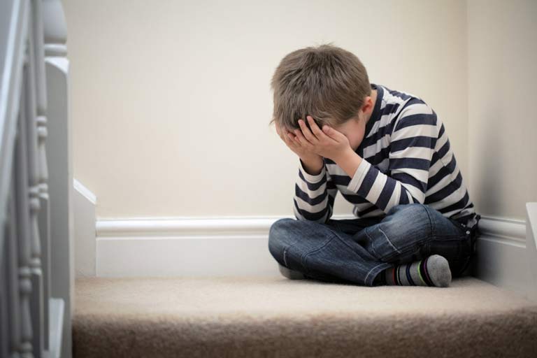 علائم و دلایل اضطراب در کودکان